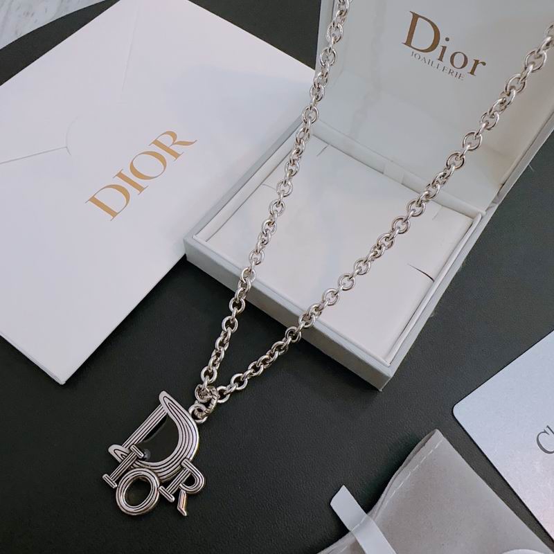 Dior Necklace 04lyr262